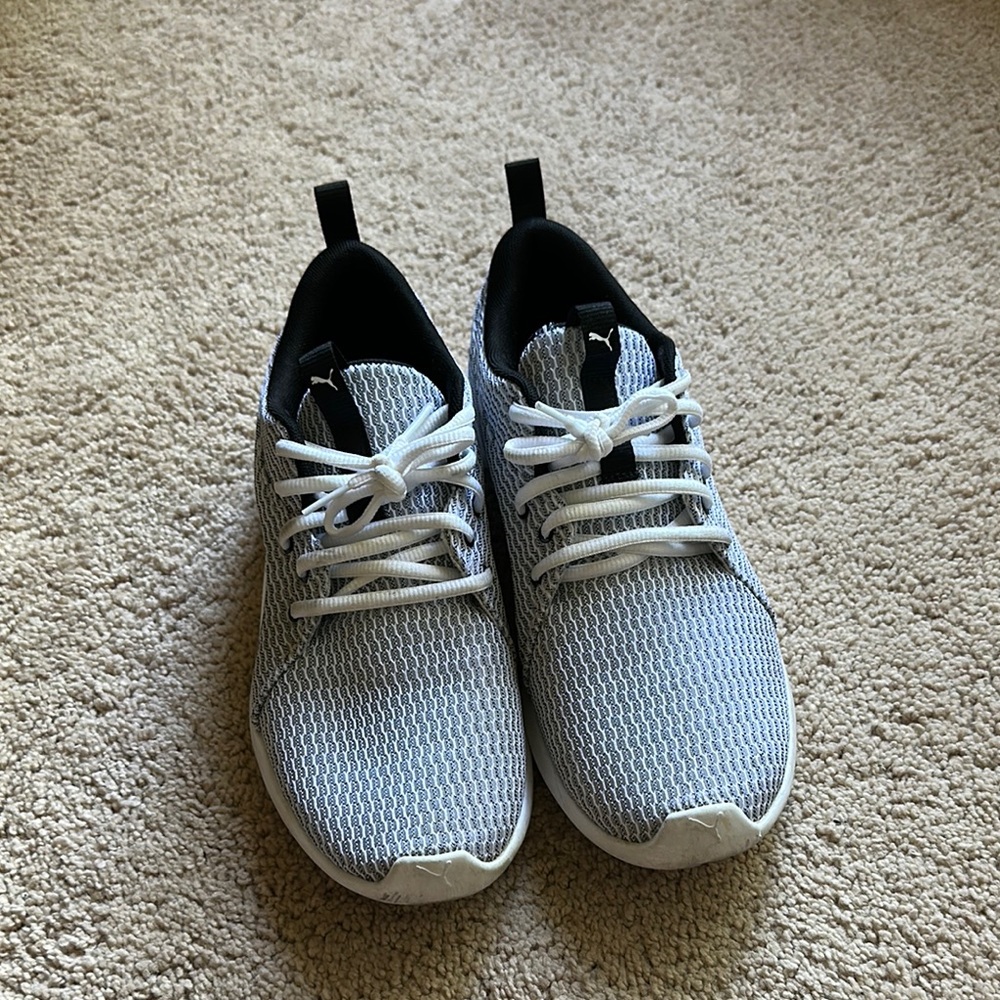 Puma Men's White and Black Sneakers